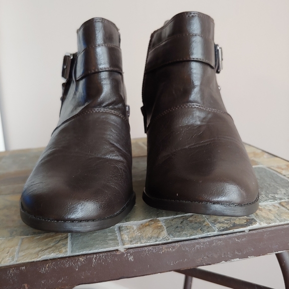 Booties - Picture 3 of 7